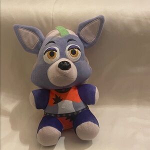 FNAF Funko Plush: Roxanne Wolf five nights at Freddy’s